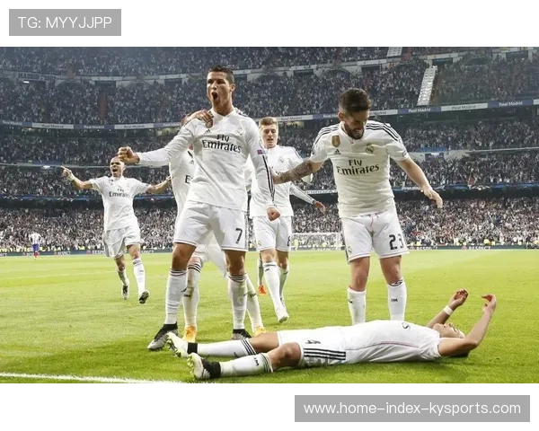 欧冠焦点战：皇马与曼城的生死较量，阿隆索能否反击